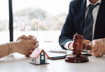 Top Tips for Spotting the Best Auction Bargains